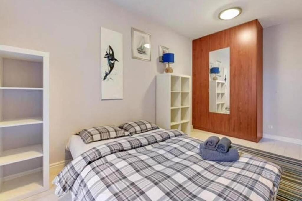 Golden Apartment&sz7/1 Apartment