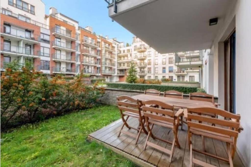 Golden Apartment&sz7/1 Apartment *